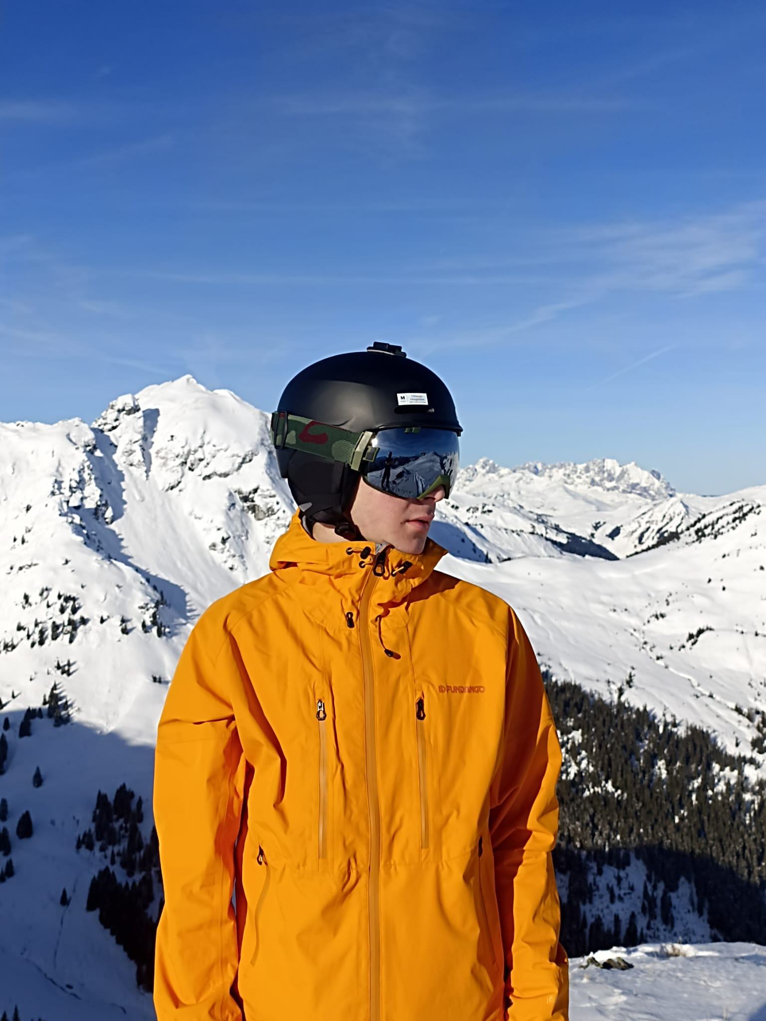 Ski Gear for Beginners: What to Buy, What to Rent and What to Ignore