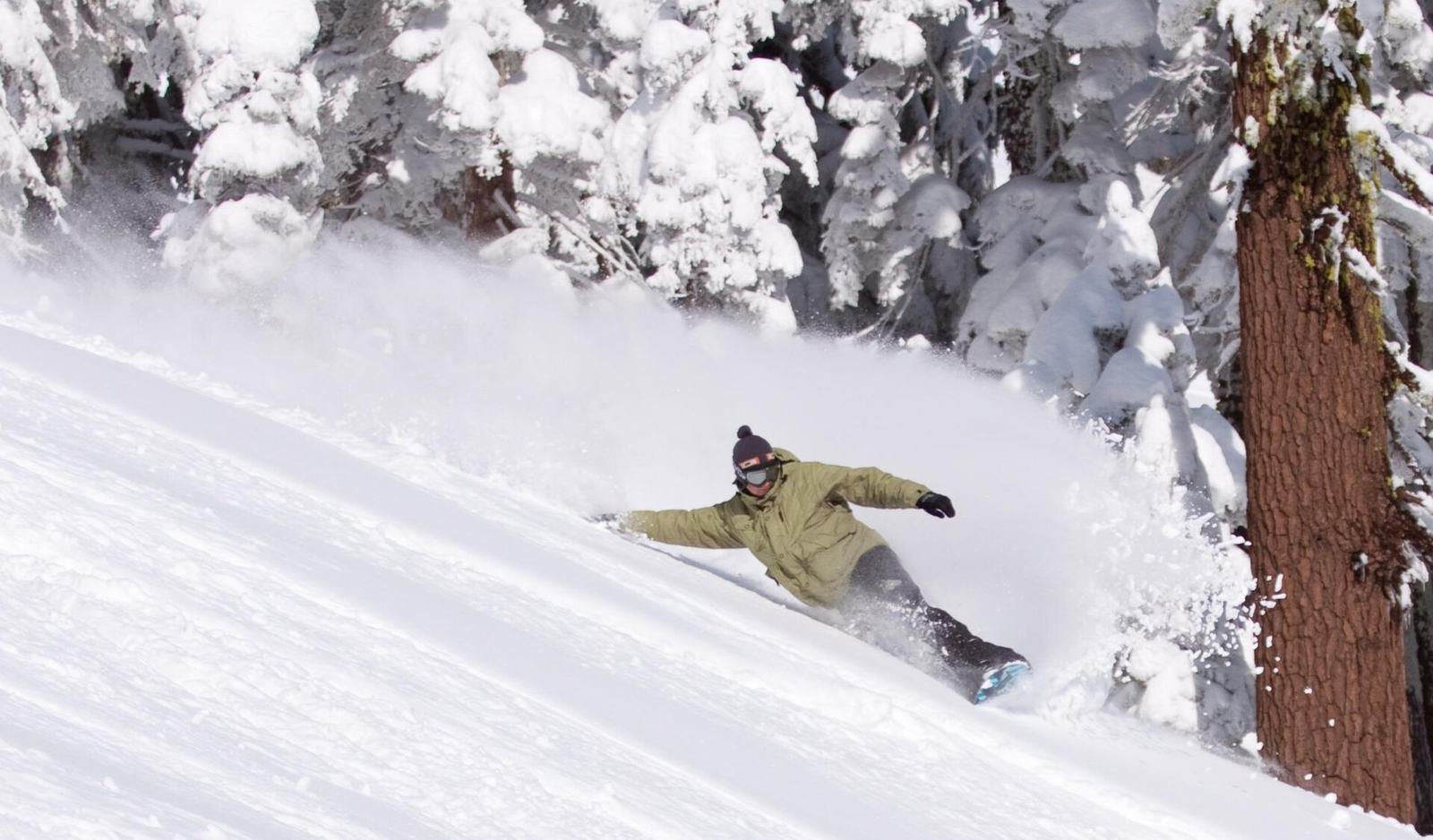 Snowboarding for Beginners: How to Learn Without Quitting on Day Two