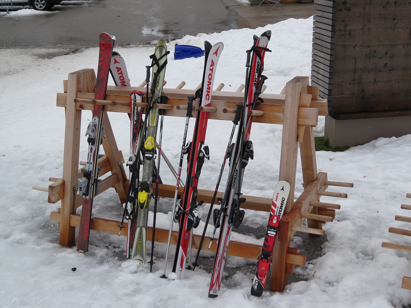 Rent or Buy Skis? The Real Cost Breakdown for 2026/27