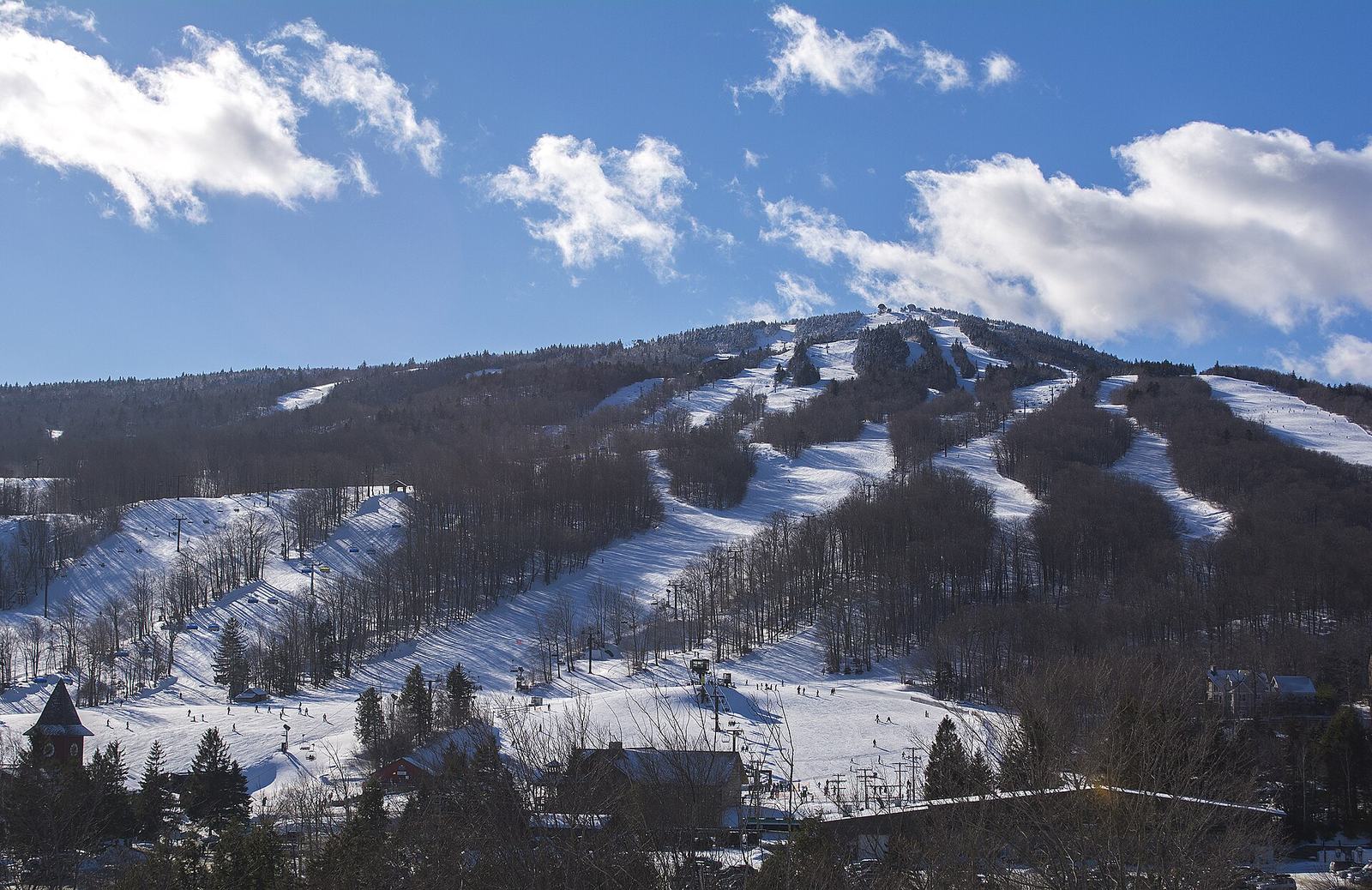 Best Ski Pass for the East Coast: Epic, Ikon or Neither in 2026/27